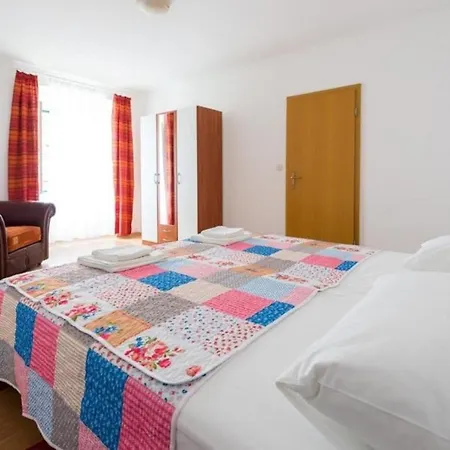 Διαμέρισμα Mengula - Two Bedroom With Terrace And Sea View *